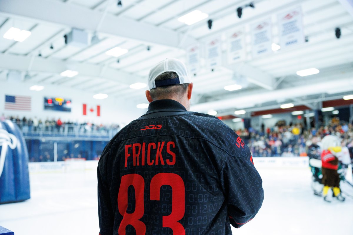 LibertyHockey's tweet photo. it was such a blessing to have Josh Fricks' dad give an update and lead in our opening prayer. please continue to keep the Fricks family in your prayers! https://t.co/sGsaZW3WWd