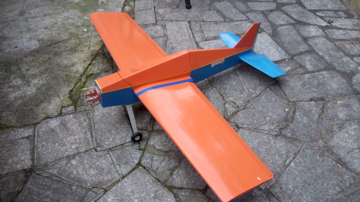 Raffael51900427's tweet image. Un nuovo entrato il #quick classe 40, in attesa di tornare in volo.... #aeromodellismo #nitroengine