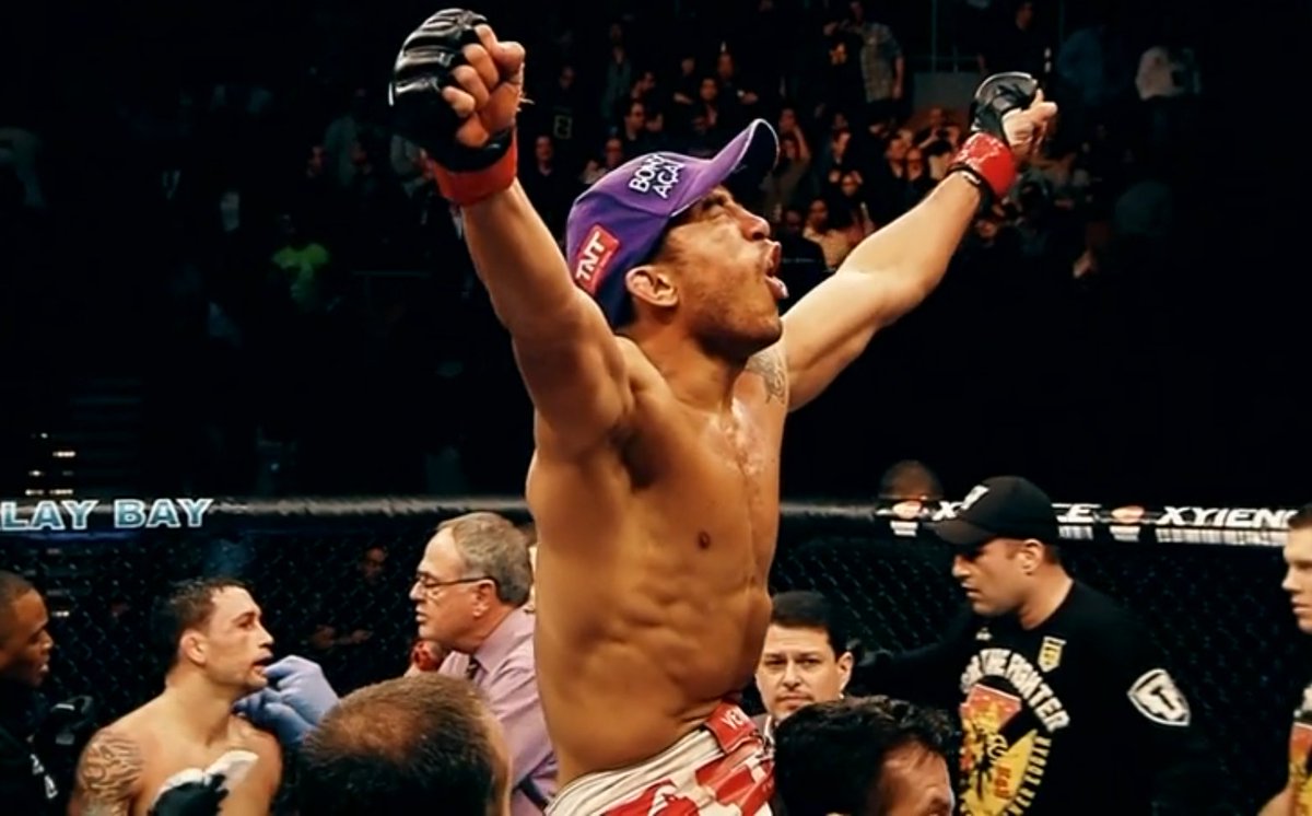 Grabaka_Hitman's tweet photo. The King of Rio. Scarface. José Aldo Junior. https://t.co/l6frGpVpgv