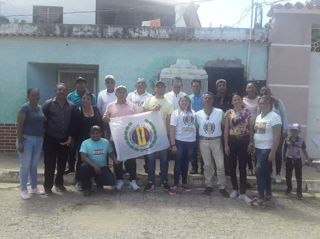 Cem_Torres_of's tweet photo. #21Ene | Reunión de CEM #Torres afinando las Zonas Políticas de Trinidad Samuel, programando juramentación de Comité Local #CAP y abordaje político de las 16 Parroquías foráneas del Municipio #Torres 

Concejal y Sec General @JohanagMora 

Sec Organización @NAVB1971 https://t.co/pPxmx58PgY