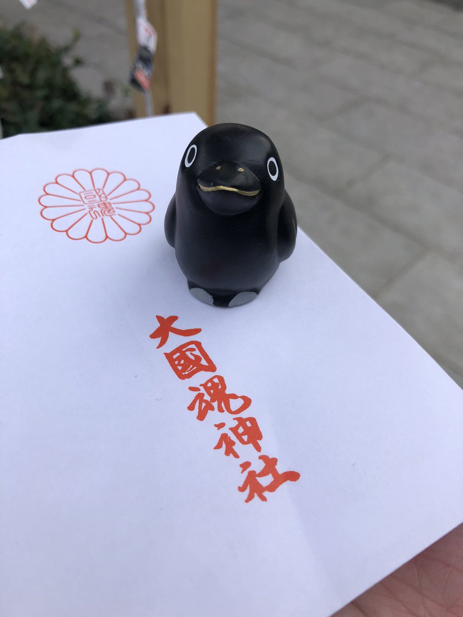 Pika07Pika's tweet photo. からすのおみくじ。可愛い⛩ https://t.co/J3IBhyseTw