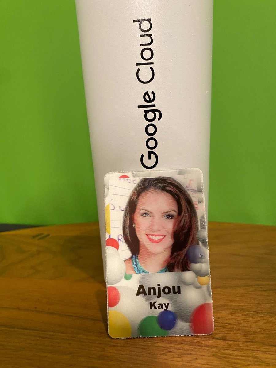 anjouSF's tweet photo. 2022 = year of success. Moved to ATX, welcomed a son, best year of my career @Google reaching 328% of rev target &amp; received “exceeds expectations.” Today, I was part of the massive layoff. Shocked but grateful. Time to go forward. My heart is heavy but I believe in silver linings https://t.co/2bHgGFSYos