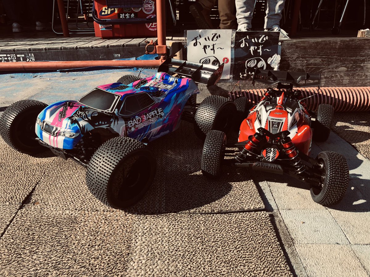 akkiy0513's tweet image. 爆走系はシェケダン前にちゃんとお参り♪

#ARRMA
#Basher
#おいでやす詣
#CHITAHANサーキット