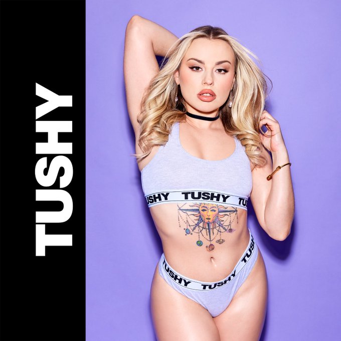 Tomorrow @tushy_com https://t.co/J3009a8hn2