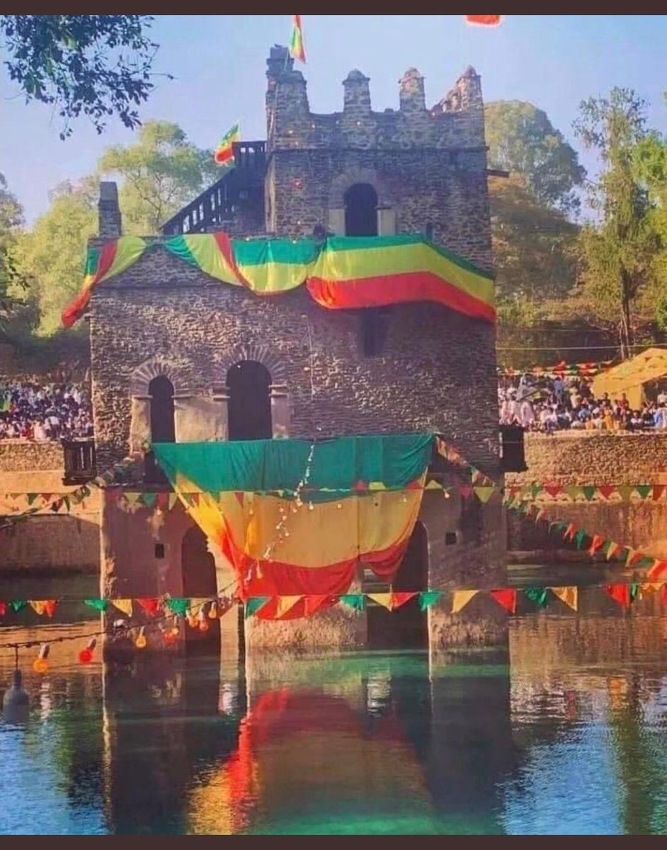 Hello2Africa's tweet image. 🕹#ThisWeek 
📍Government communication announced festival of baptism 'Epiphany' ended peacefully.
📍 🇪🇹n P.M Abiy Ahmed reviewed the joint military Air Force &amp;amp; Mechanized Infantry at #Awash Arba Combat Technical School.
📍#Eritrean Defence Force  withdrawal from #Ethiopia #HOA