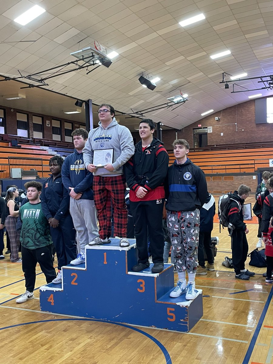 WrestlingVh's tweet photo. Couldn’t be any more proud of our varsity guys today. Entered 6 wrestlers at the CSL Conference Championships and 5/6 of them placed in the top 3!!
M.Accettura🥇
I.Dvoryannikov🥈
K.Halley 🥉
D.Moncayo 🥉
S.Aliev 🥉
#PeakingAtTheRightTime
@VHHSAth @CSL_Varsity https://t.co/EA7p6FDL5N