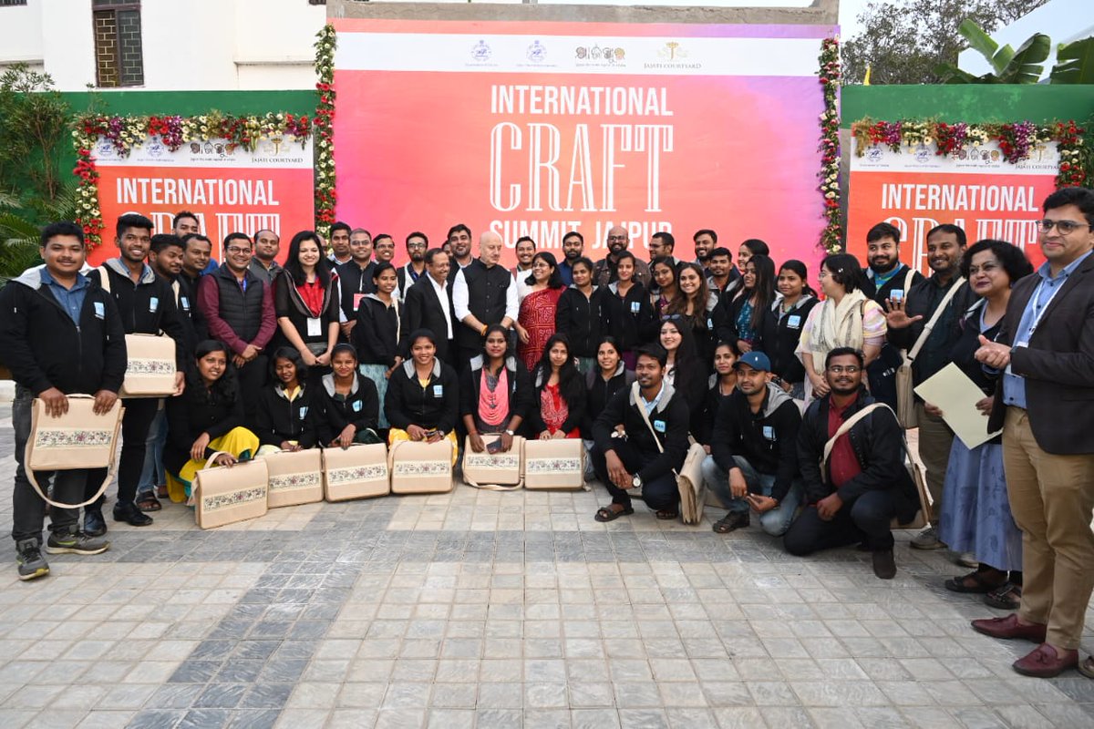 Chakraview_'s tweet photo. Jajpur's rich craft heritage comes to life at the International Craft Summit. It brought together the best of Global experts, UN agencies, artisans & officials to celebrate & drive sustainable growth for the craft industry in Jajpur. #ICSJ #Jajpur https://t.co/3Xq8cSw6e8