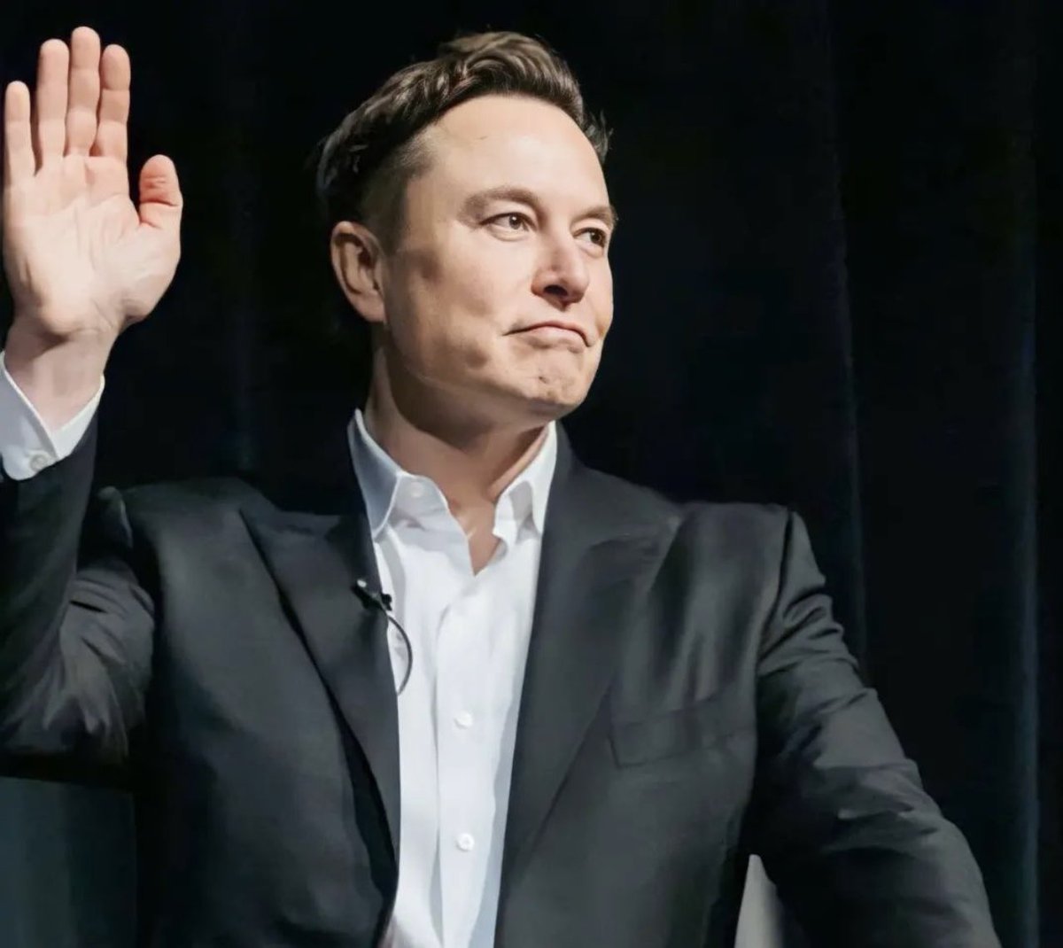 cb_doge's tweet photo. Protect @elonmusk at all costs, he is freeing the world. https://t.co/LAT93b9Upo
