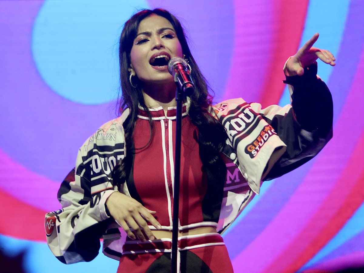 AllOutSundays7's tweet photo. Happy Birthday, Glaiza! 🎉 

#AllOutSundays
#AOSShoutOut2023 https://t.co/xqsFgGVDim