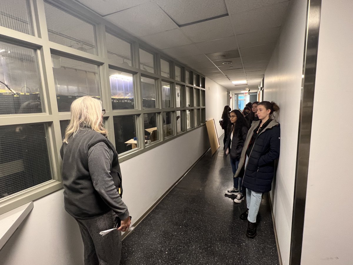 cuwip2023ithaca's tweet photo. In addition to lab tours, students were exposed to theoretical research via short talks. Here is a talk by @JDislistening and a tour of @Cornell Center for Advanced Computing (CAC) https://t.co/O4c2dn285h