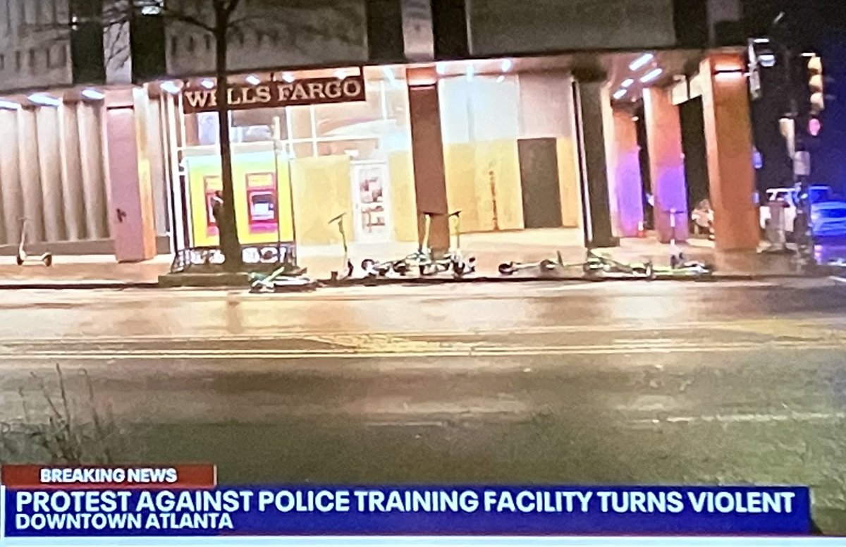 JoJo and Charles B on Twitter "Saturday Evening in Atlanta Masked