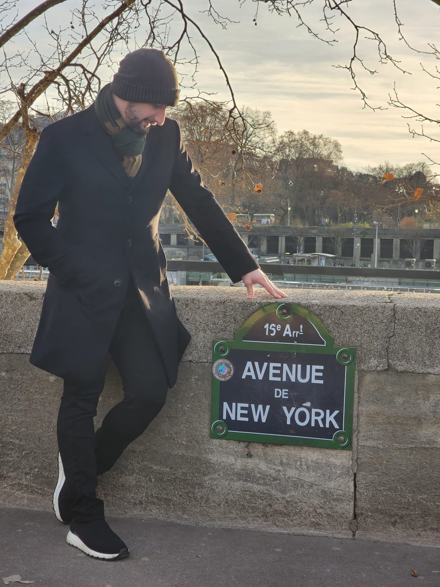 Yan Kaner tweet media