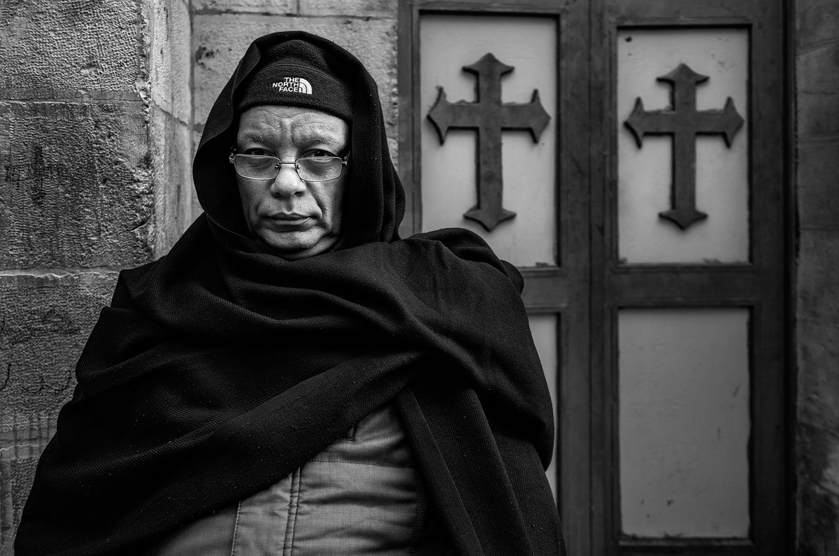 liorfaust's tweet photo. From my recent walk in Jerusalem old city alleys with my new (old) #ricohgr2
#streetphotography
#blackandwhite
#photography
#ricohgrii https://t.co/i8XcfinAxJ
