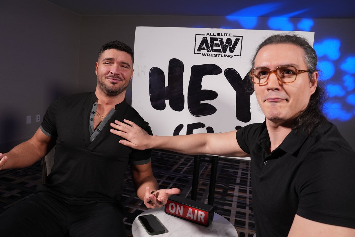 AEW's tweet image. .@OfficialEGO gets his Ego tested on the latest episode of Hey! (EW) with @RJCity1!
Watch it RIGHT NOW:
▶️ youtu.be/AknUXFqvIhk
