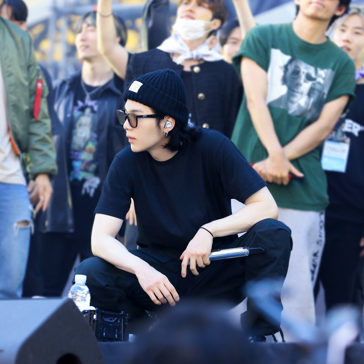 stayalivejksg's tweet photo. YOONGI                   AGUST D https://t.co/k1SOIVxkoa