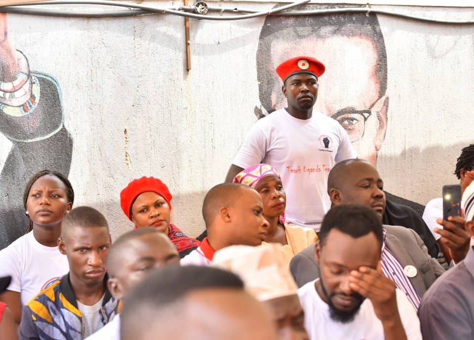 TeamSsempijja's tweet photo. I thank Mr president @HEBobiwine for standing boldly to show the oppression to the world we are going through. I advise the fellow youth that Uganda is you and you are Uganda. So let's stand to fight and shoe our belief boldly as Mr president. 
#People_power_our_power✊ https://t.co/DrwsCNpOFe
