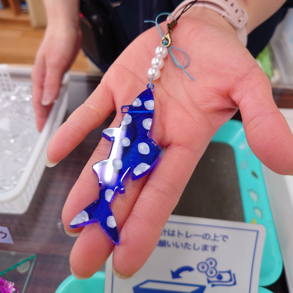 aq_sagamigawa's tweet photo. 自分だけのオリジナルキーホルダーをつくろう♪
「水辺のキーホルダー」土日祝日開催のプログラムです。
個数限定、在庫がなくなり次第終了します!ご希望の方はお早めにご参加ください♡
https://t.co/LrMX9iPpis
#ワークショップ #ものづくり #水族館 #work_shop #aquarium https://t.co/lHIU7oONDb