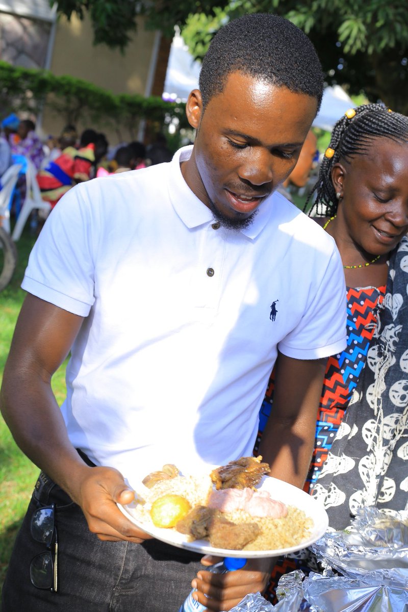 Padhola_Soye's tweet photo. It is a special for our brother, comrade and friend.
We join together in celebrating you good deeds over the years for Padhola Sir. Salim Mwanja.
Happy Birthday to you @Mwanja95, May this new age bring new lasting opportunities for you and your Family Insha Allah.
Enjoy the ride. https://t.co/S8H5ThGSQp