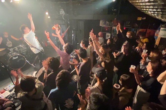 MuseNightTokyo's tweet photo. 【お知らせ】
今後THE RESISTANCE @ResistanceJP の活動について、当アカウントでお知らせさせていただく事になりました！🎸
※元々Muse Nightを軸に活動しており、お知らせ等の案内を一本化する為です。

今年の予定も計画中なので、改めてよろしくお願いします🙂 https://t.co/ETBIkXvbrV