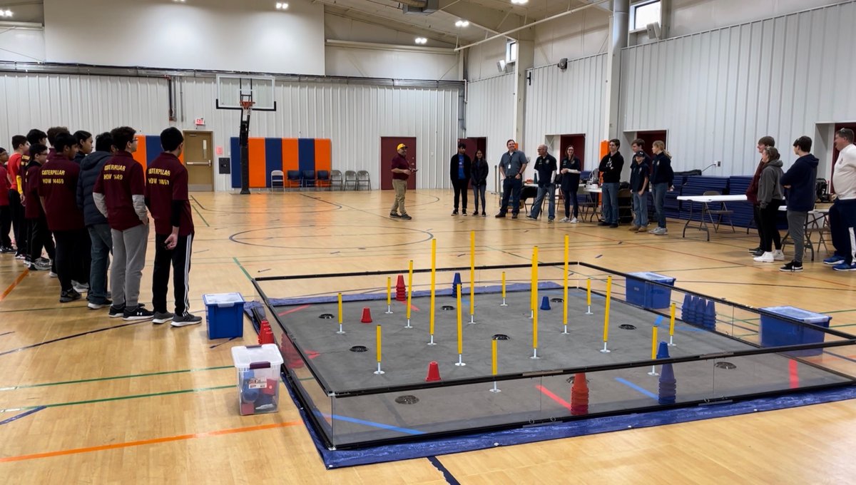 HowRobotics's tweet image. It was definitely a nice (but mildly cold) January day to host a pre-qualifier scrimmage this morning. Five teams, round robin format and lots of good quality matches. Good opportunity to experiment with different match tactics and some tough lessons learned too.