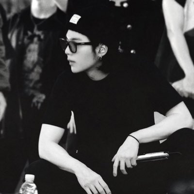 cheninxx's tweet photo. #NewProfilePic https://t.co/8sV81Fdasi
