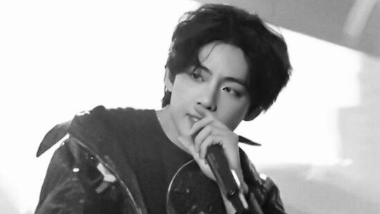 Taehyungimpact's tweet photo. Rockstar kim taehyung will remains iconic https://t.co/4SHyTL7XvW