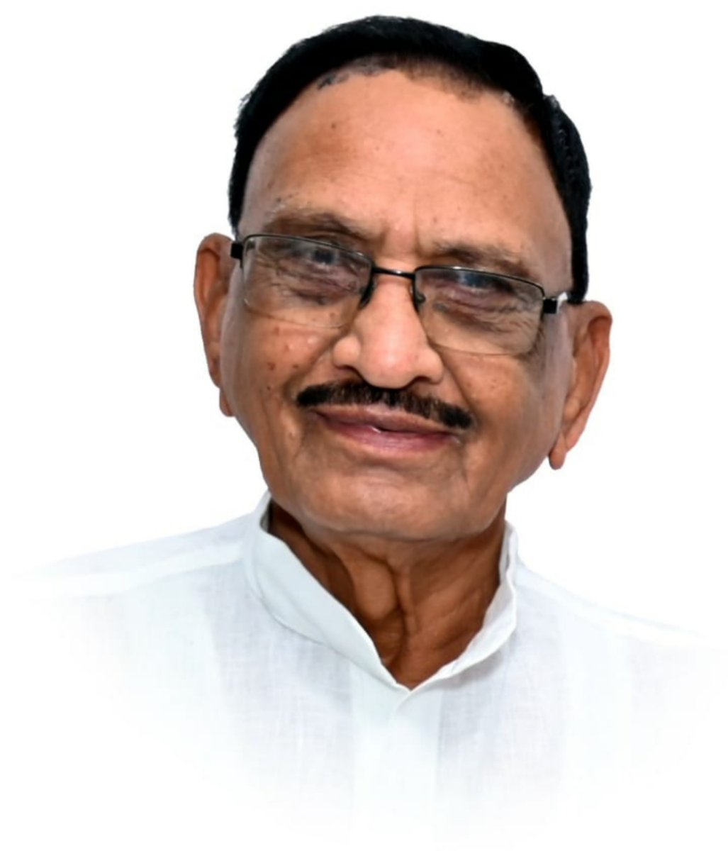 PawarSpeaks's tweet photo. राष्ट्रवादी काँग्रेस पक्षाचे ज्येष्ठ नेते, वरोरा विधानसभा क्षेत्राचे माजी आमदार ॲड. मोरेश्वर टेमुर्डे यांचे दुःखद निधन झाले. जिल्ह्यातील राष्ट्रवादी पक्षाच्या उभारणीत त्यांचे महत्त्वपूर्ण योगदान होते. https://t.co/31XBY4RArp