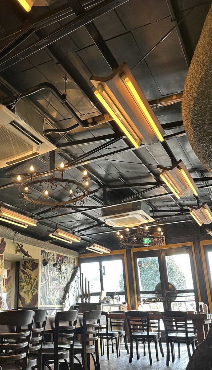 kenji1824's tweet image. やっと行けました！ここ撮影する人は、高確率で そういうことですね。笑
#HEAVEN
#黒沢健一