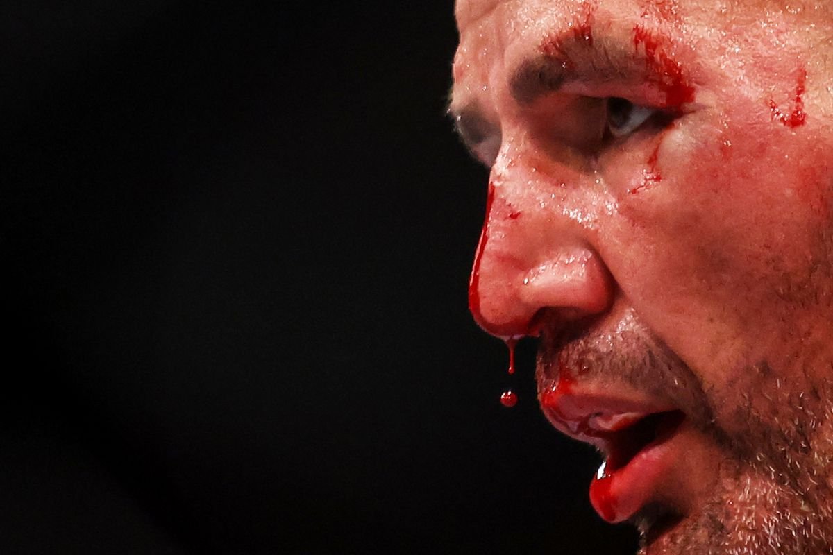 MMAHistoryToday tweet picture