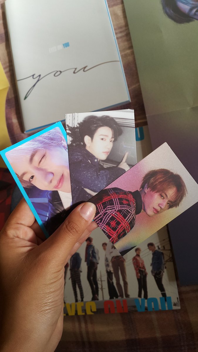 tiniestmark's tweet photo. Eyes on You with pre order benefits (You ver.) 1,400 + sf

🇵🇭  PH only
- jinyoung cover poster
-mark pc
-jinyoung pc
-yugyeom pc
-jinyoung folded poster
-cd
-photobook
-look book
-group folded poster https://t.co/exdGy94nYo