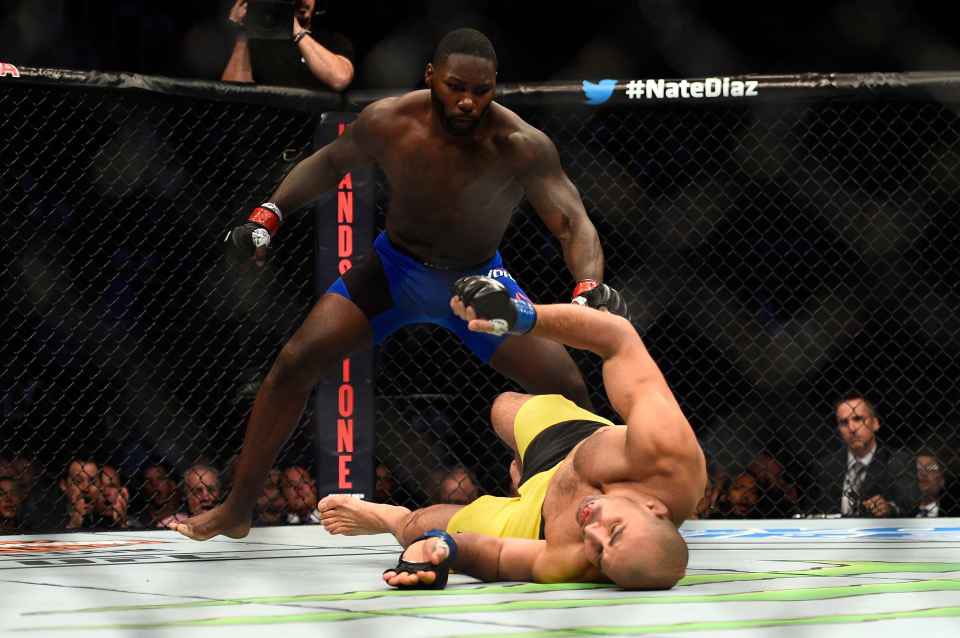 LucaFury's tweet photo. This once again begs the question: how f—ing hard did Anthony Johnson hit? He slept ironman Glover Teixeira in 13 seconds, one punch. #UFC283 https://t.co/DCKDJRKsc2