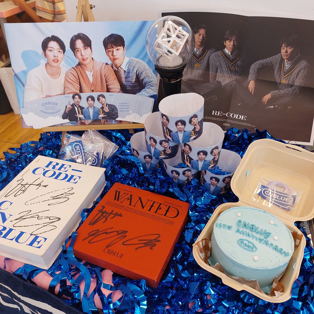 #Happy13thAnniversaryCNBLUE #CNBLUE #씨엔블루 @official_CNBLUE @CN_FANCLUB