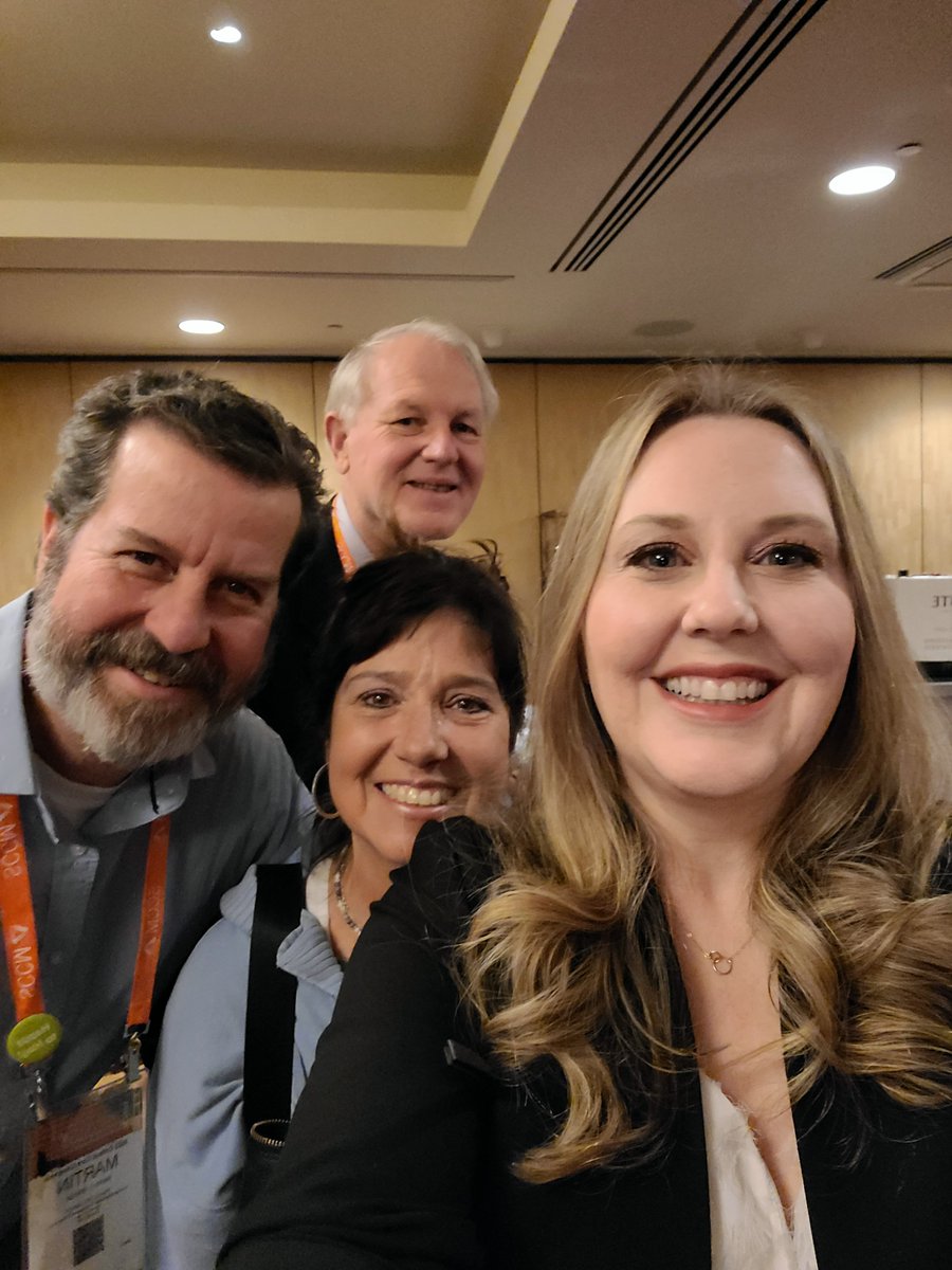 It was great to catch up with mentors and meet some  amazing critical care experts at the ACCM Fellow reception #SCCM2023 #TwitteRx <a href="/SCCM_CPP/">SCCM Clinical Pharmacy and Pharmacology Section</a>