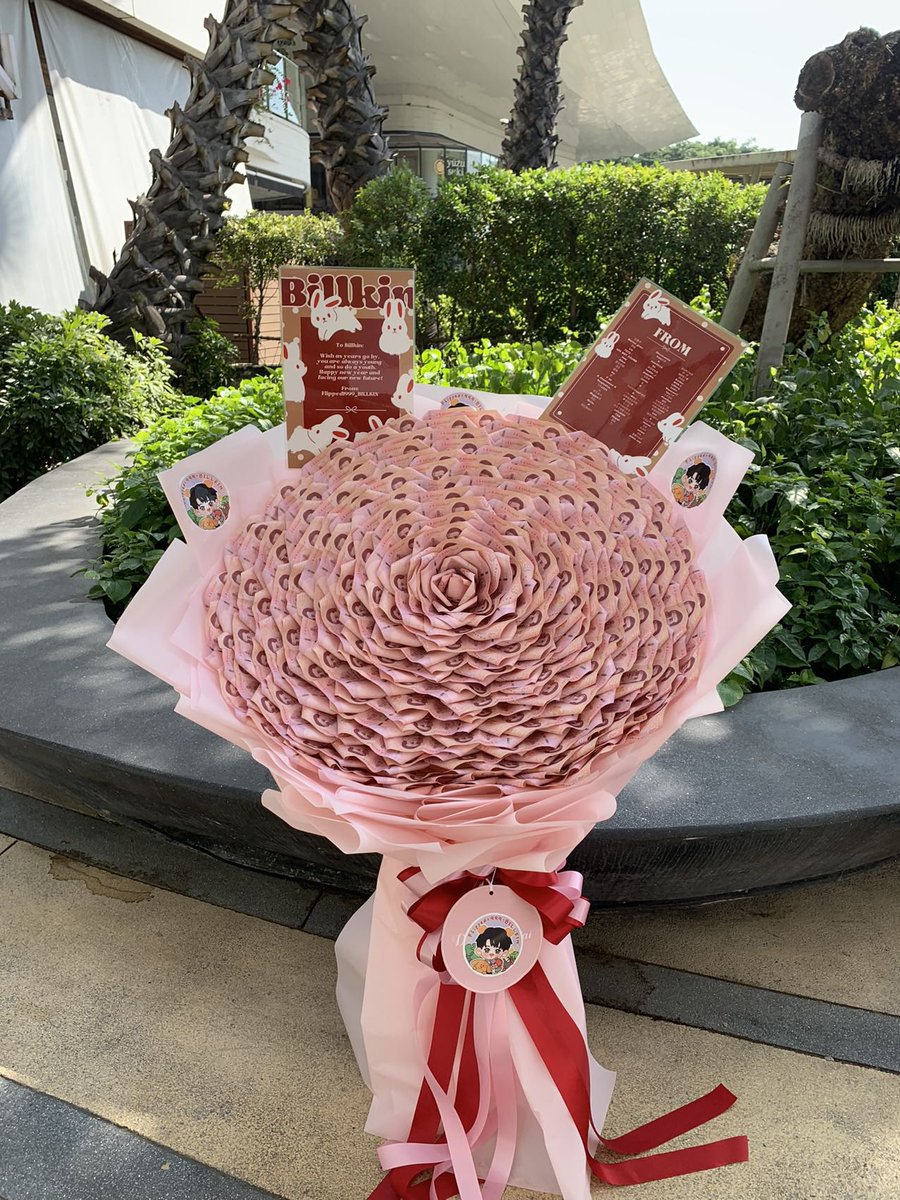 flipped1999_bk's tweet photo. Spring Festival gift✨ 
The first love for the new year✨ 🎉 

🎁Gifts for missing❤ 
     Convey blessings with heart❤ 

🎁Our gift is ready🎉  
❤ The best wishes are for you.

#Bbillkin #besidebillkin https://t.co/Hc5PN3B6gf