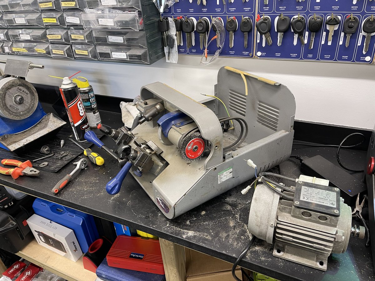 Keyishoes tweet media