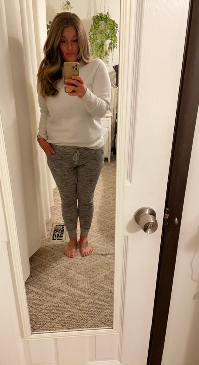 beck_1219's tweet photo. Dressed up went out but came home and immediately changed into sweats #introvert #mysafehaven #goodnightworld https://t.co/YJP2HxnCiY