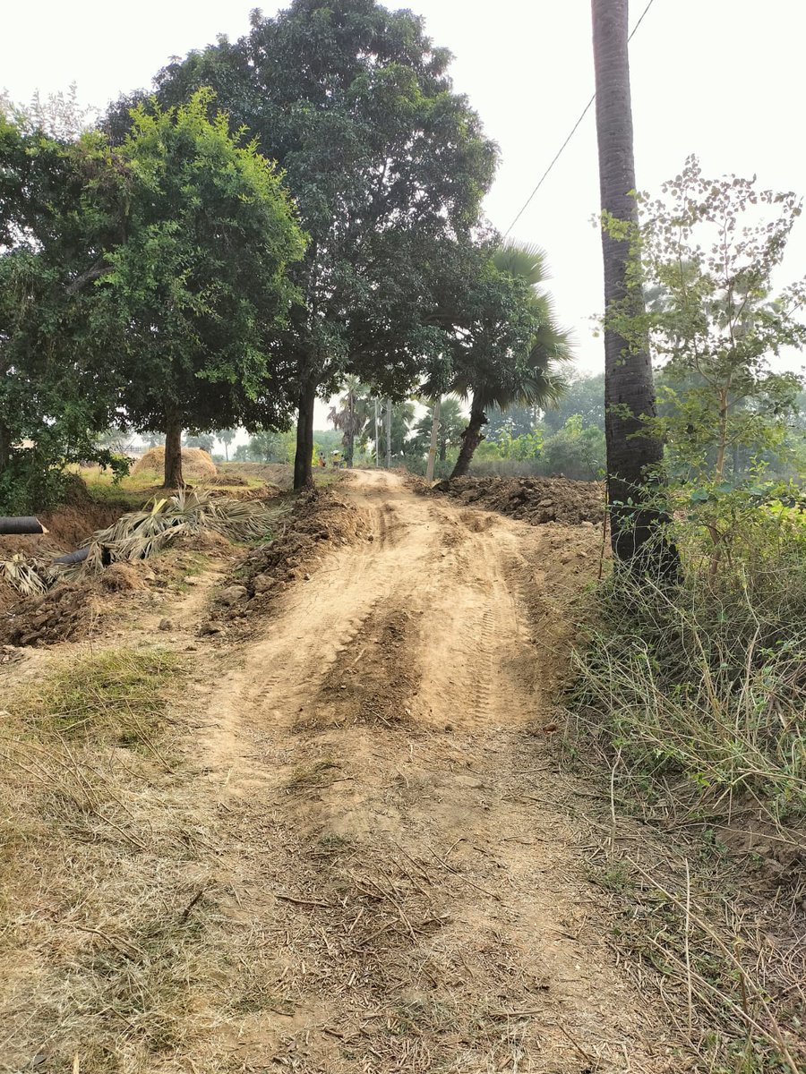 Alokje79's tweet image. #JusticeForSc
#ScStAct
निजी जमीन में, जहानाबाद JDU प्रखंड अध्यक्ष (रणधीर कुमार सिंह) के द्वारा जबरदस्ती रोड बनाया गया है। #Justice 
@yadavtejashwi
@bihar_police 
@DM_Jehanabad 
@RJD_BiharState 
@NitishKumar
@Shrawon_Nalanda