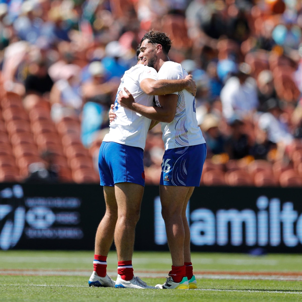 FranceRugby's tweet image. 🇫🇷 𝑴𝒆𝒓𝒄𝒊 de nous avoir suivi ce week-end pour le Tournoi d'Hamilton ! 😍 #France7 #NZ7s @HSBCNZ7s 

On se retrouve le week-end prochain à Sidney ☀️ @WorldRugby7s
