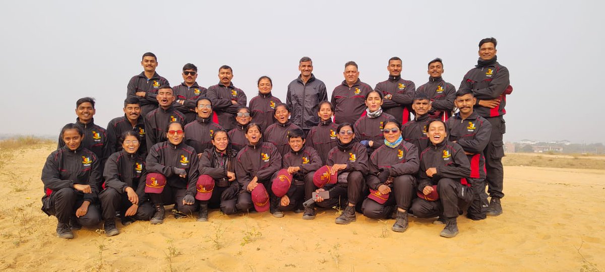 TejaniKartiki's tweet photo. #Padharomahredesh 
#Rangilorajsthan 
#NCCJawaMotorcyclerally visited at Sand Dunes,pushkar. Do good clean fun in Sanddunes enjoy a lot.
The Days I'll remember ❤️✨
#75yearsofncc
#Atmnirbharbharat 
@ArvindKapoorTYG 
@DefencePRO_Guj 
@NCC_Dte_Gujarat 
@NCCDteRajasthan 
@HQ_DG_NCC https://t.co/uiugtdumIE