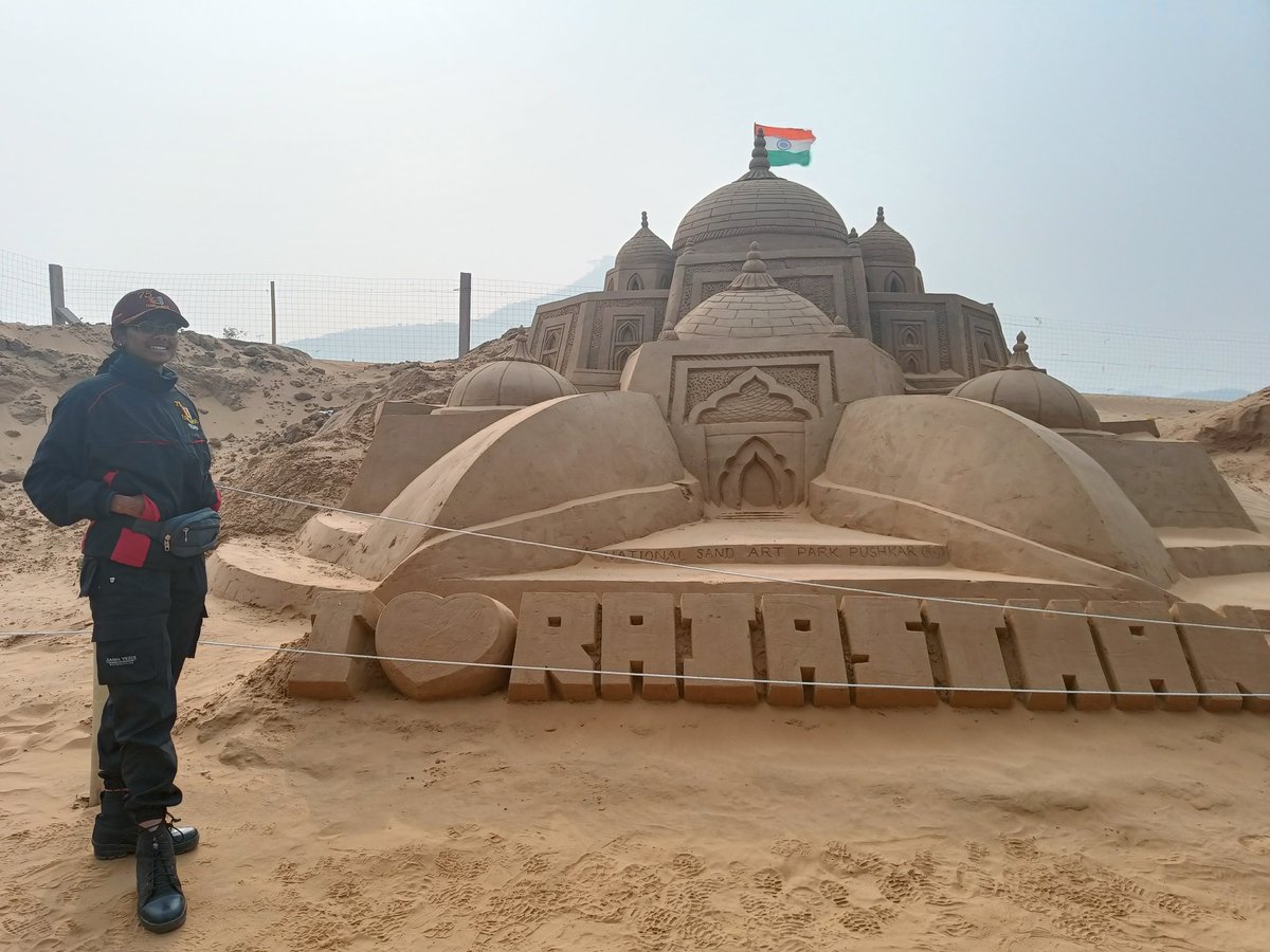TejaniKartiki's tweet photo. #Padharomahredesh 
#Rangilorajsthan 
#NCCJawaMotorcyclerally visited at Sand Dunes,pushkar. Do good clean fun in Sanddunes enjoy a lot.
The Days I'll remember ❤️✨
#75yearsofncc
#Atmnirbharbharat 
@ArvindKapoorTYG 
@DefencePRO_Guj 
@NCC_Dte_Gujarat 
@NCCDteRajasthan 
@HQ_DG_NCC https://t.co/uiugtdumIE