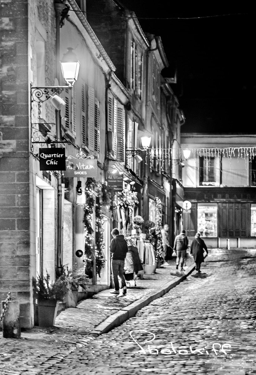 PhotokiffSenlis's tweet photo. Dans la rue Saint-Hilaire

#Senlis #Oise #Picardie #HautsDeFrance https://t.co/d2l5yCP2qe