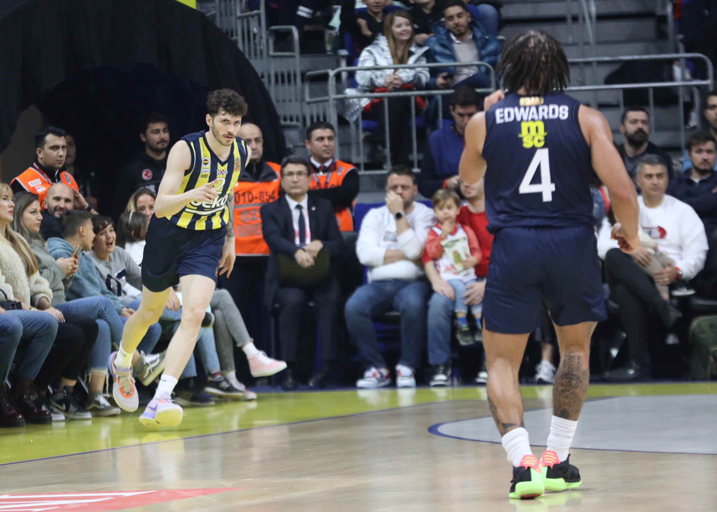 carsen fenerbahçe beko