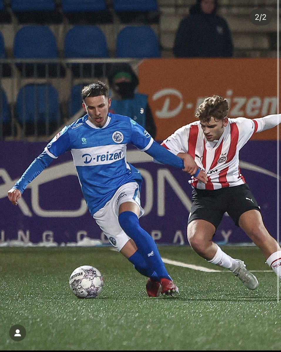 tomask2000's tweet image. Happy to make my @mijnfcdenbosch debut! 3 points ✅                                                 Fans were class 😍💙🤍