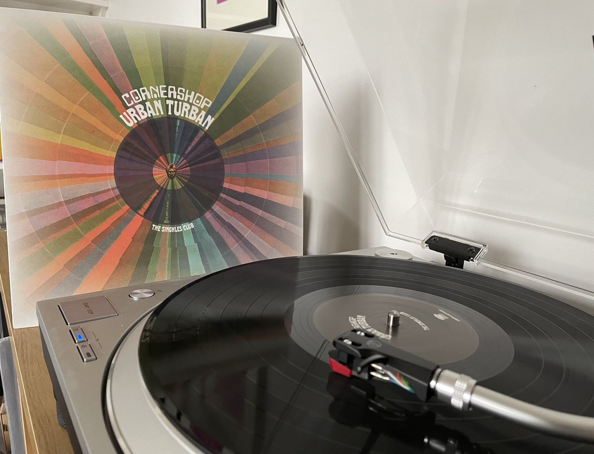 robfprior's tweet image. You prompted me to pick this up from @FiveRiseRecords yesterday. Great way to calibrate my new sub. My tiny speakers have never done your records justice.
#bottomend