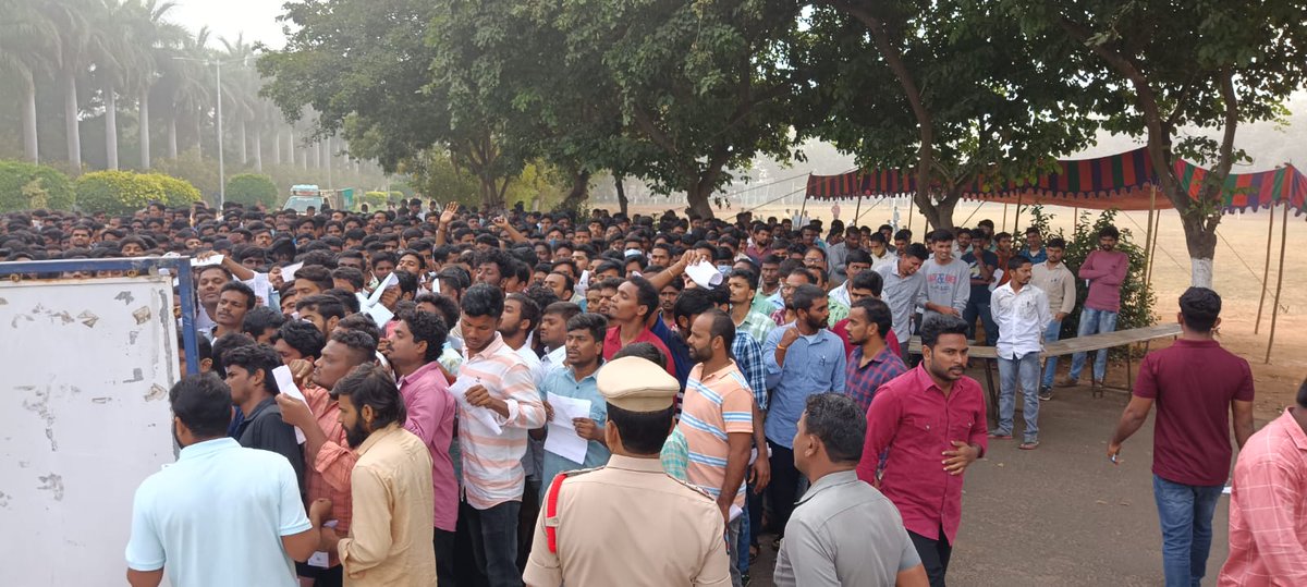 LBRCE1's tweet photo. AP State level Police Recruitment Examination at #lbrce https://t.co/sxCV0rgpXP