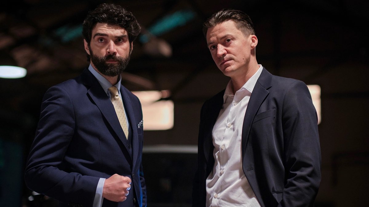 Fergus O'Brien 💙☘️🇮🇪🎩 (@fergusobrienuk) on Twitter photo #HappyValley tonight we finally meet the elusive DariusKnezevic superbly played by <a href="/AlecSecareanu/">Alec Secareanu</a> #HappyValley tonight we finally meet the elusive DariusKnezevic superbly played by <a href="/AlecSecareanu/">Alec Secareanu</a>