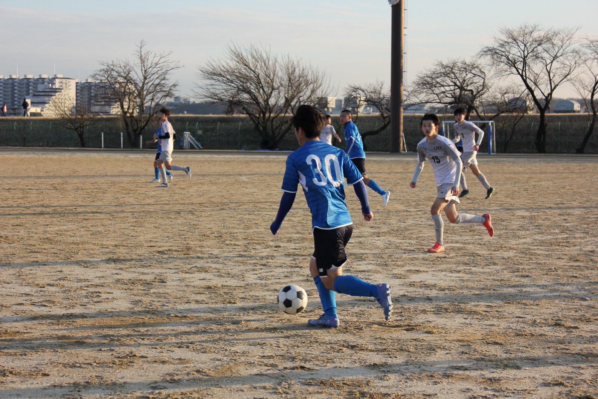 tsuru_fc's tweet photo. TM vs電通大
total 2-0
得点者(アシスト):依田、堀(奥村)

久々の練習試合。一本目は中盤、サイド、全てが連動できず思ったようにリズムが作れなかったが、二本目からは訂正し良い形に持って行けた。しかし、決定力など多くの課題が見つかった。
インスタのフォローもよろしくお願いします。 https://t.co/aj1mA8CAQD