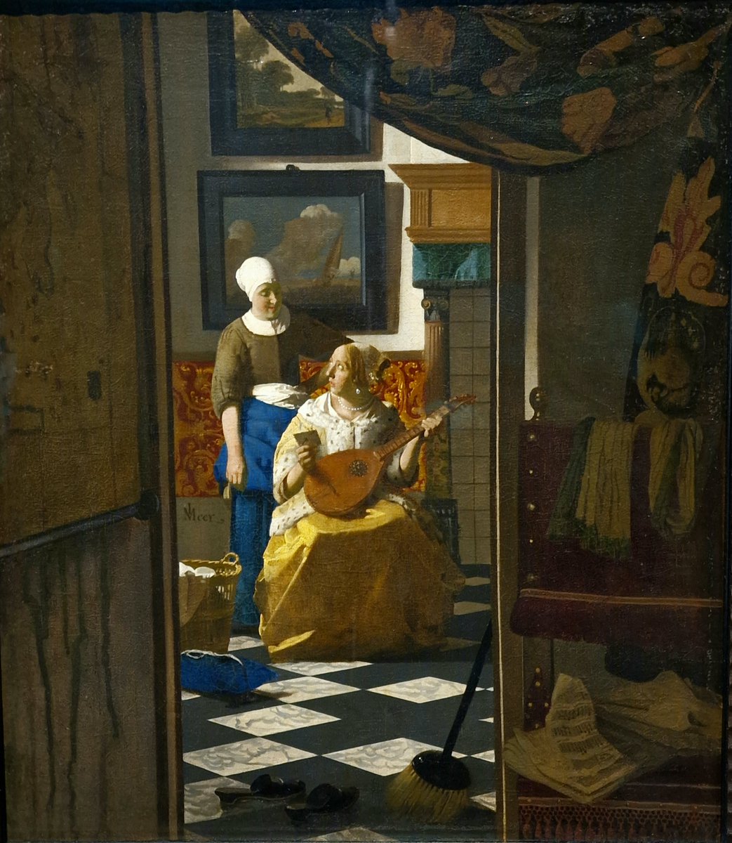 Martin1960's tweet photo. "Het Melkmeisje!", roept een 4-jarig hummeltje enthousiast wijzend uit. Haar vader glundert trots 😎 #Vermeer, #Hals en #Cuyp in de eregalerij. #Rijksmuseum #Amsterdam https://t.co/Gf4TEMk4PS