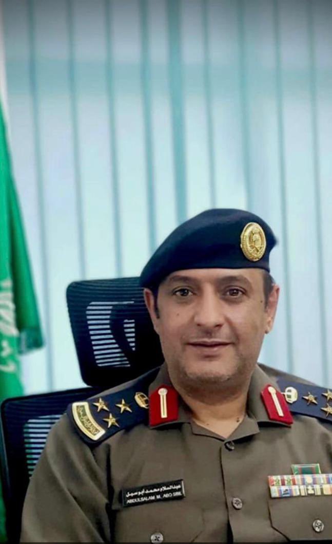 aa01725555555's tweet photo. الف مبروك يابو محمد 

تم تعين  ابن عمي  العميد /#عبدالسلام محمد ابوسبـل  مديراً للادارة العامة لدفاع المدني بالعاصمه المقدسة نسأل الله ان تكون عوناً له على الطاعة في خدمة الدين والمليك والوطن https://t.co/6OExyCbuii