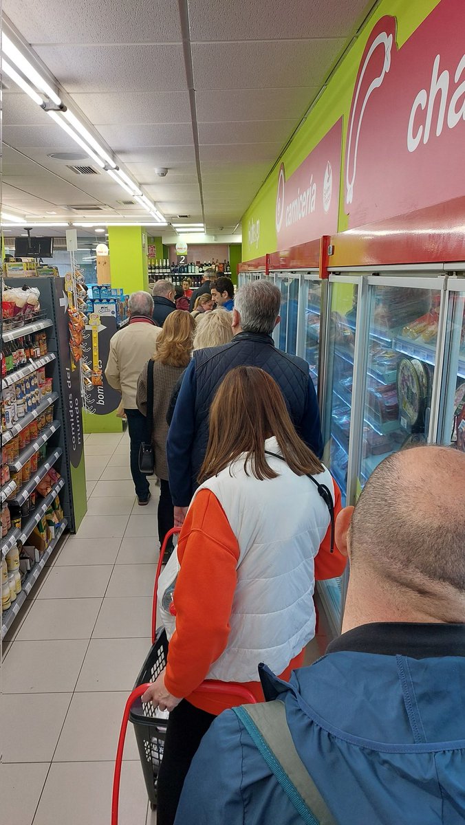 Iosoiesa tweet media